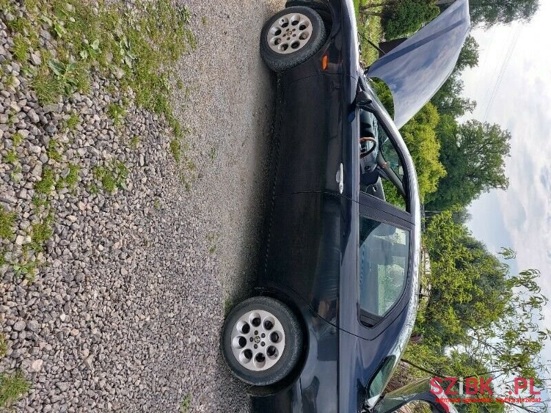 1999' Alfa Romeo photo #1