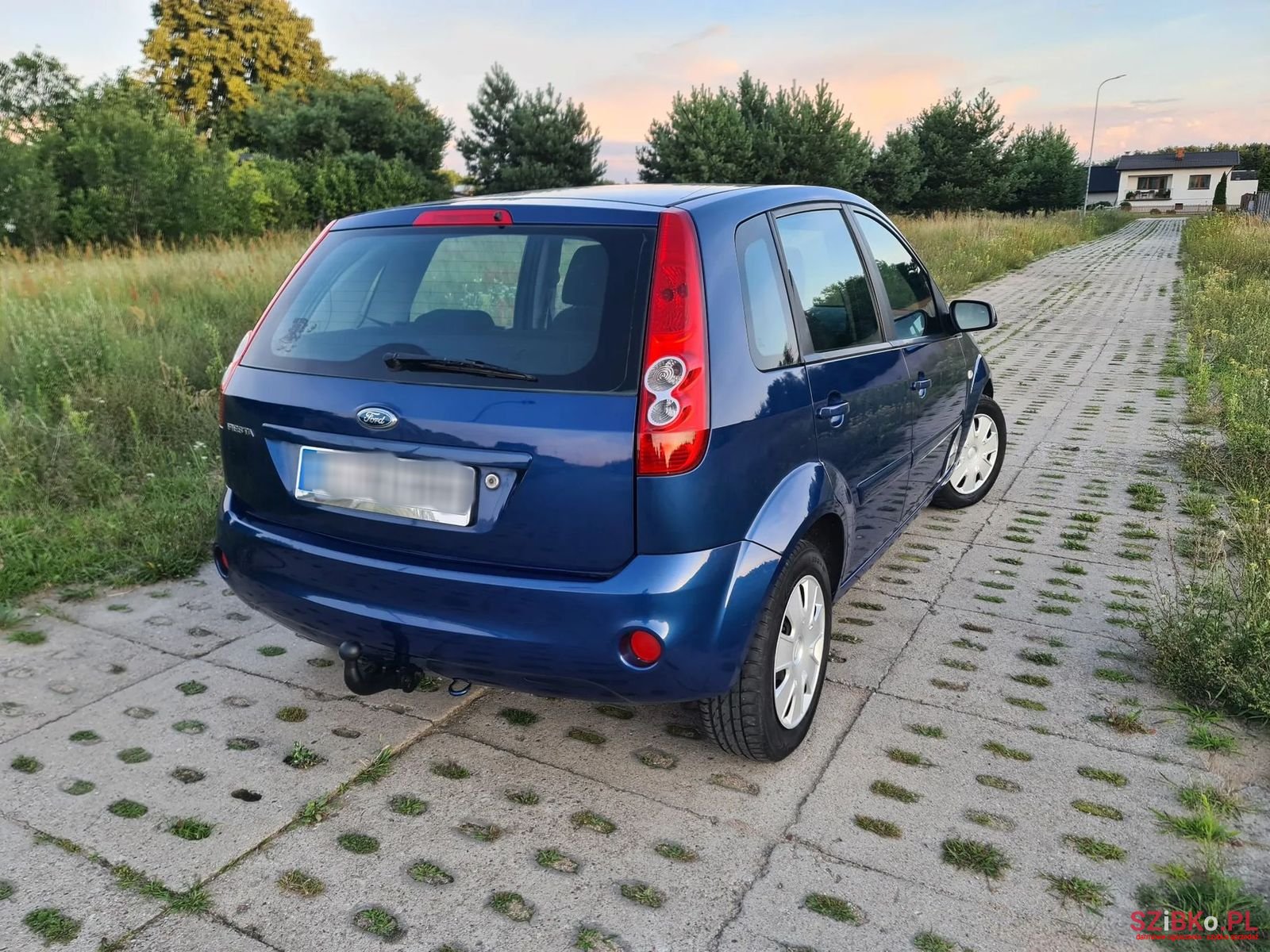 2008' Ford Fiesta photo #6