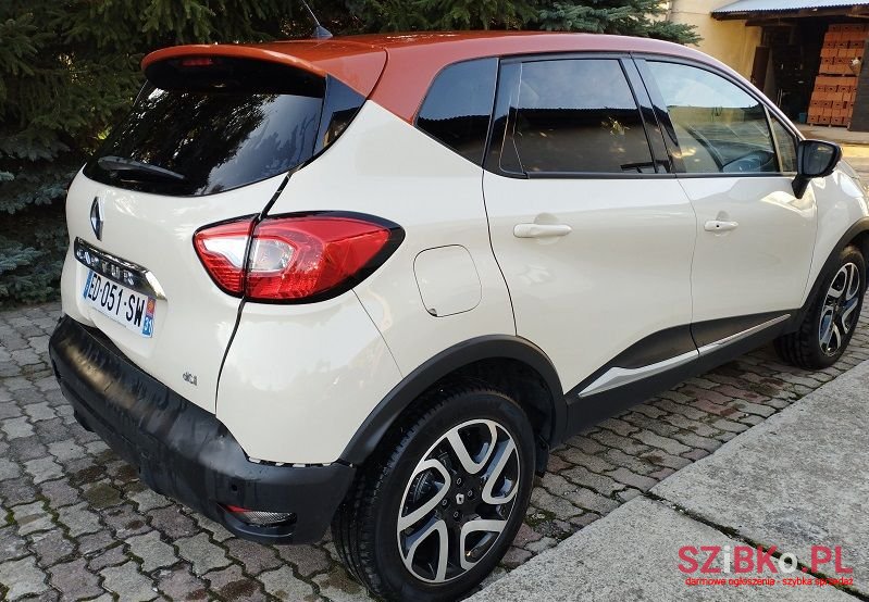 2016' Renault Captur photo #5