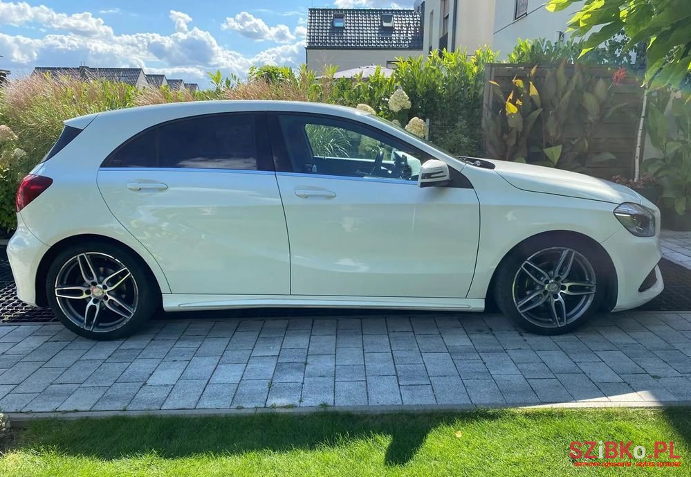 2017' Mercedes-Benz A-Class 180 photo #1