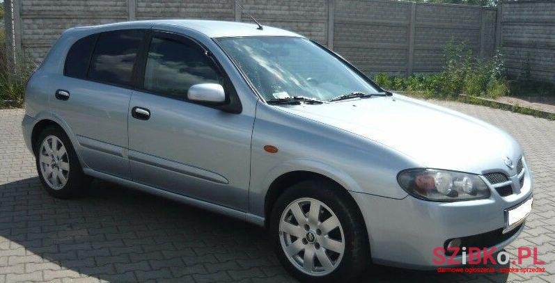 2005' Nissan Almera photo #1