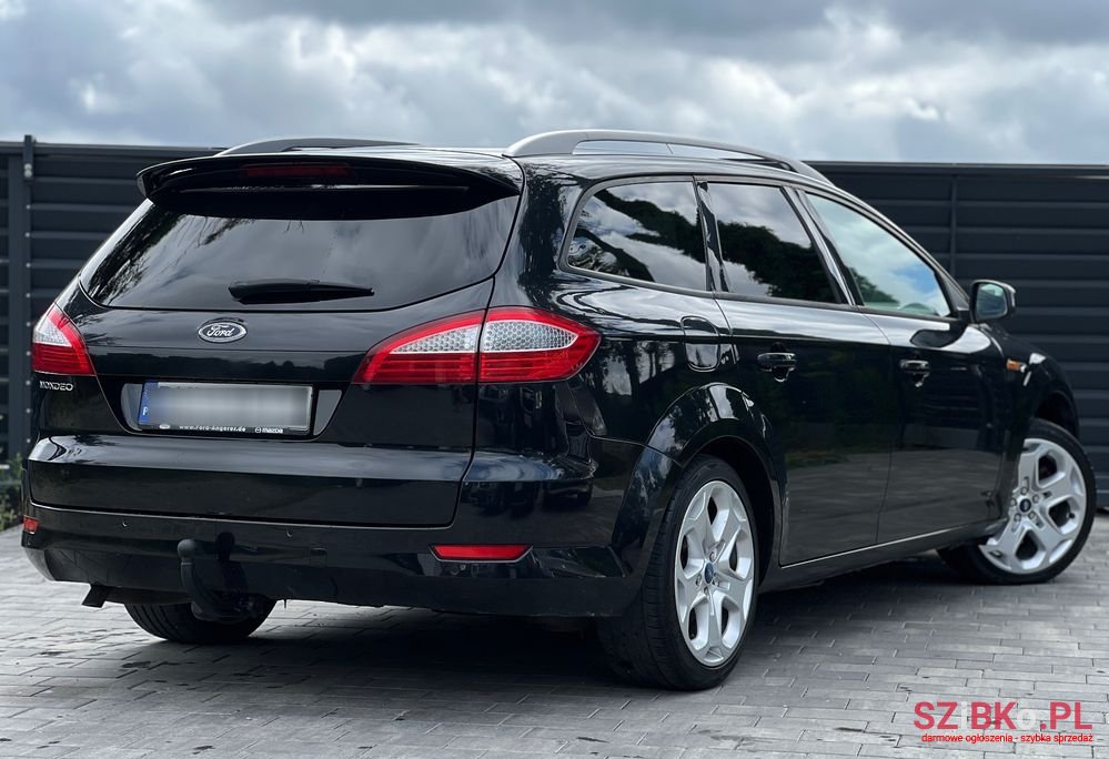 2010' Ford Mondeo 2.0 Titanium photo #6
