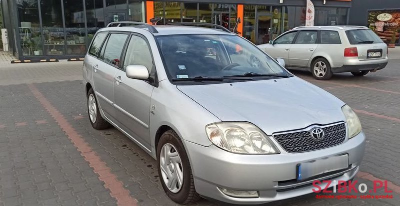 2004' Toyota Corolla photo #2