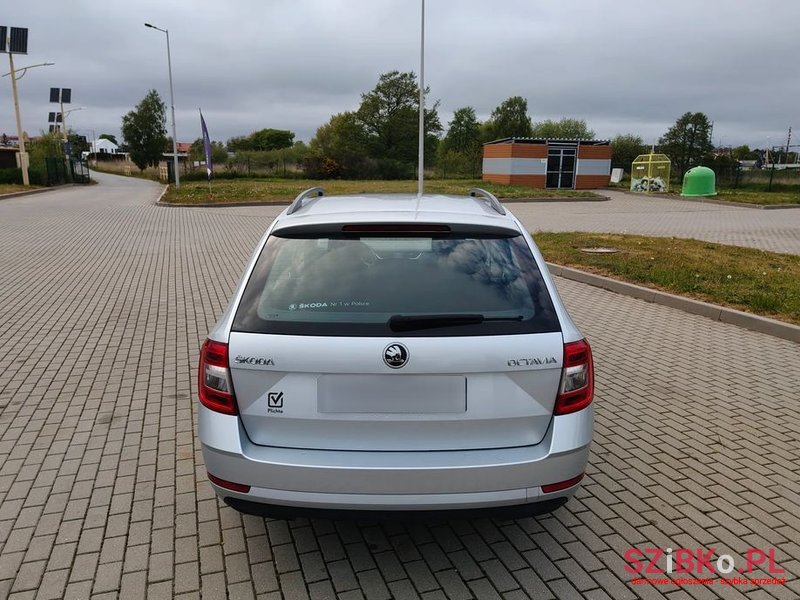 2018' Skoda Octavia 1.6 Tdi Ambition photo #4