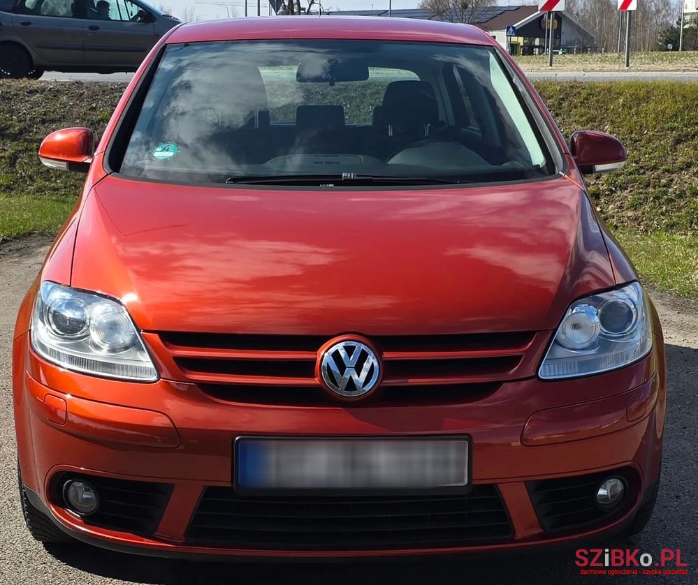 2006' Volkswagen Golf Plus 1.9 Tdi Dsg Goal photo #2