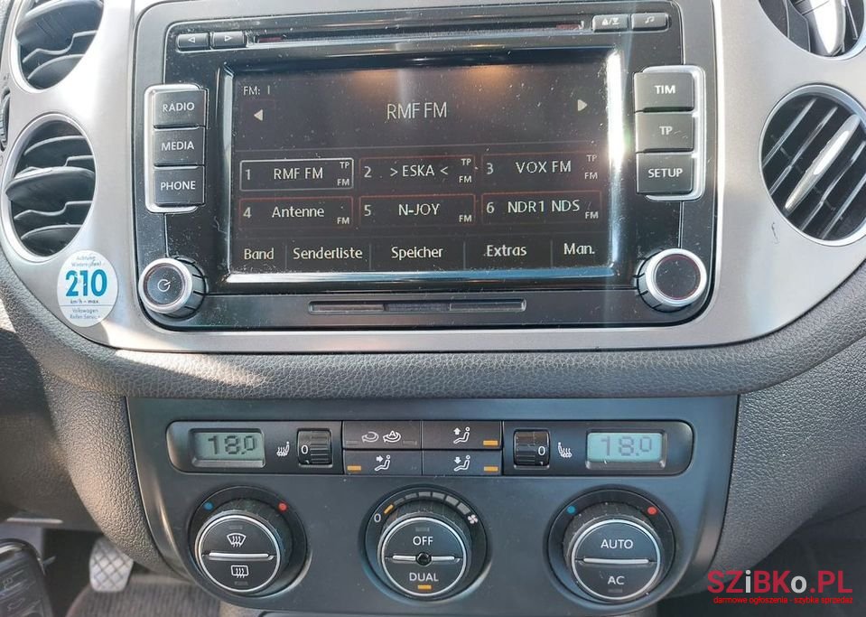 2008' Volkswagen Tiguan photo #6