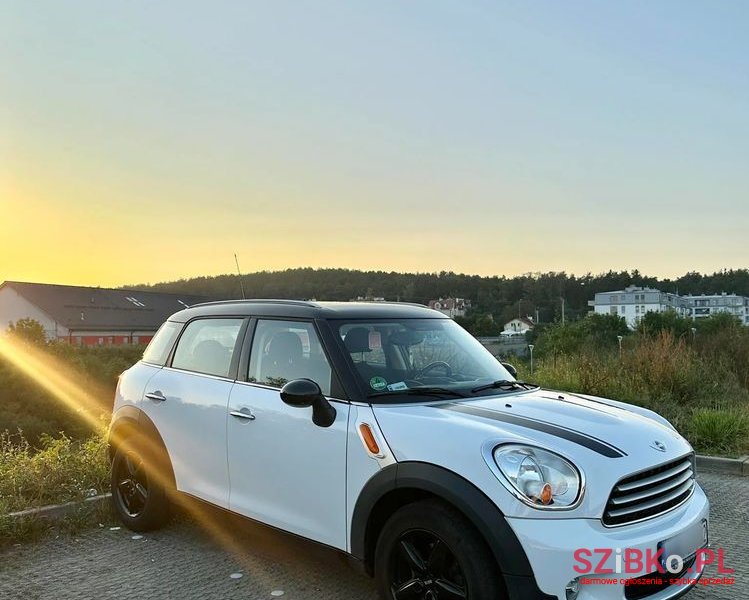 2011' MINI Countryman Cooper photo #2