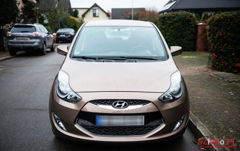 2015' Hyundai ix20 photo #2