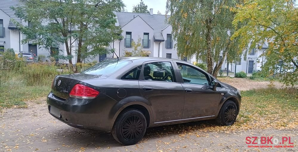 2007' Fiat Linea photo #3