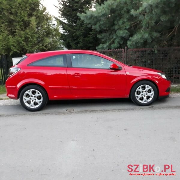 2005' Opel Astra photo #4