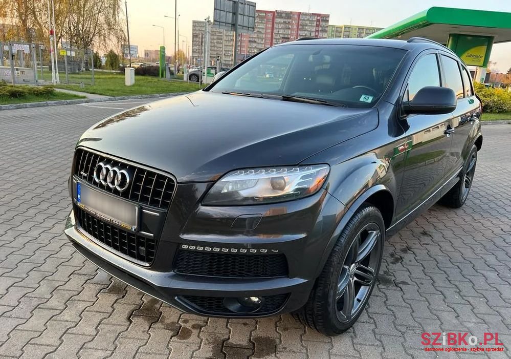 2013' Audi Q7 photo #6