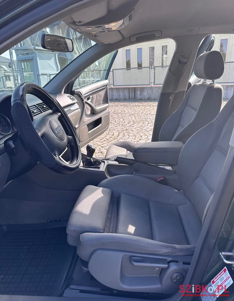 2001' Audi A4 Avant 2.0 photo #5