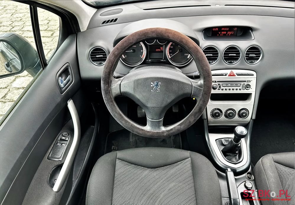 2010' Peugeot 308 1.6 Premium photo #6