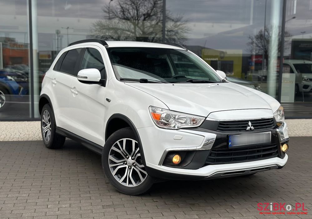 2017' Mitsubishi ASX photo #3
