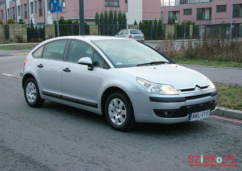 2006' Citroen C4 Picasso photo #1