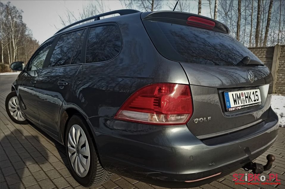 2008' Volkswagen Golf photo #6