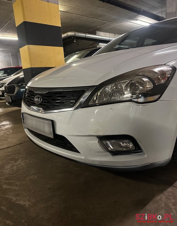 2010' Kia Ceed 1.4 Comfort photo #5