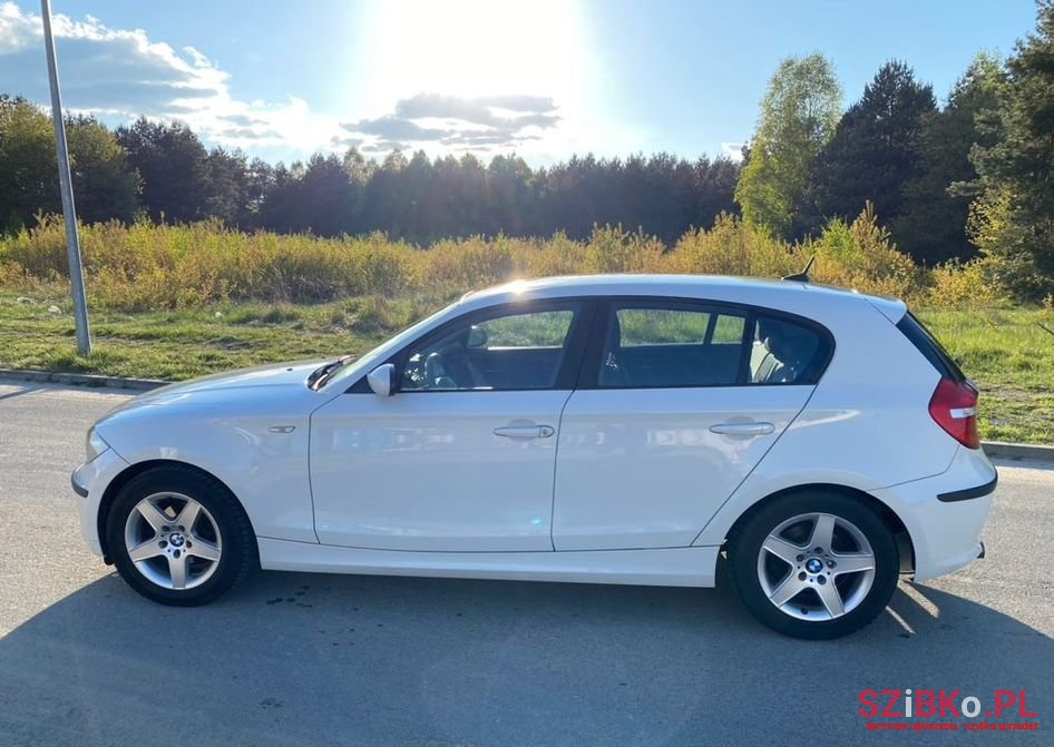 2008' BMW 1 Series photo #1