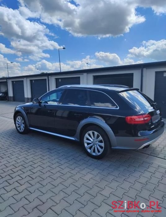 2012' Audi A4 photo #5