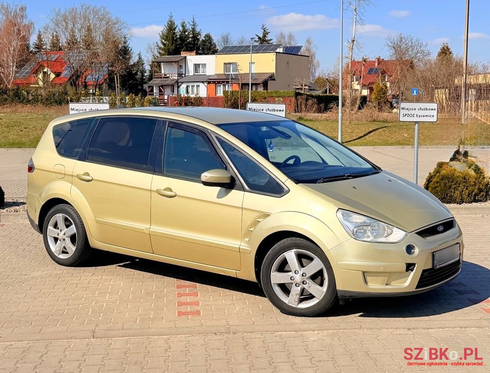 2007' Ford S-Max photo #2