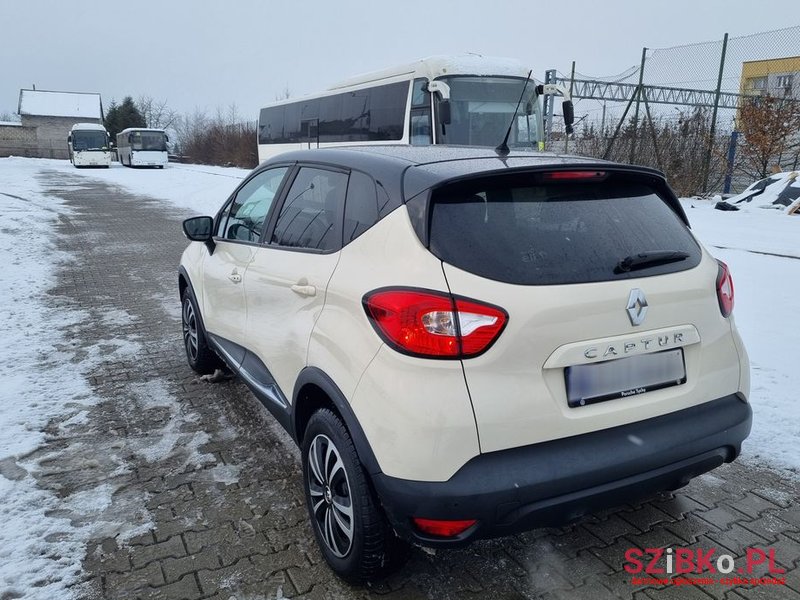 2016' Renault Captur photo #3