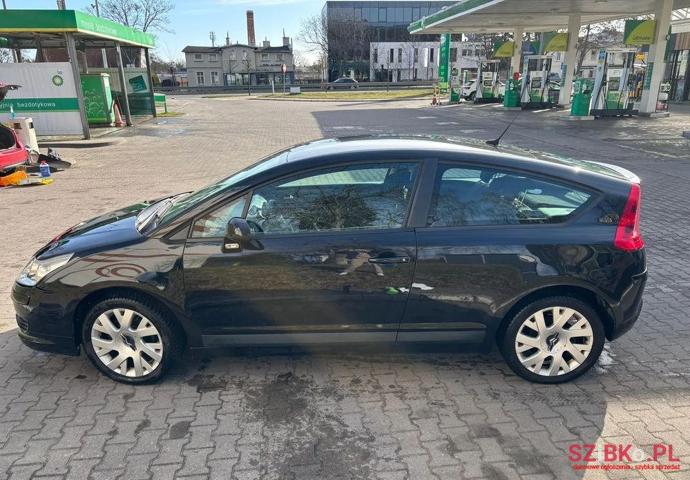 2008' Citroen C4 photo #1