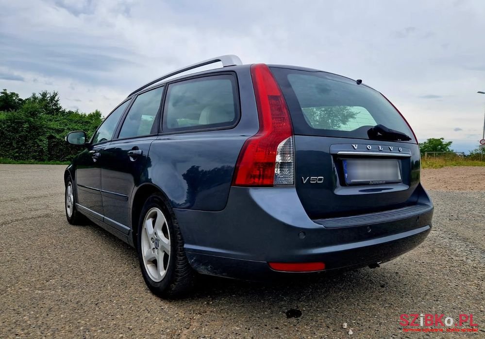 2011' Volvo V50 D2 Summum Start-Stop photo #3