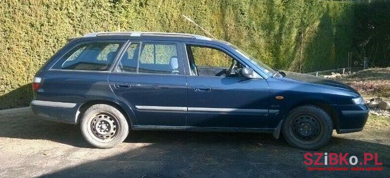 1999' Mazda 626 photo #1