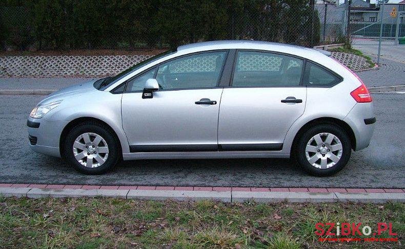2006' Citroen C4 Picasso photo #1