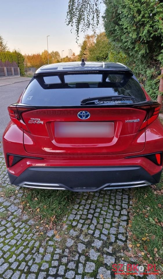 2020' Toyota C-HR 2.0 Hybrid Selection photo #2