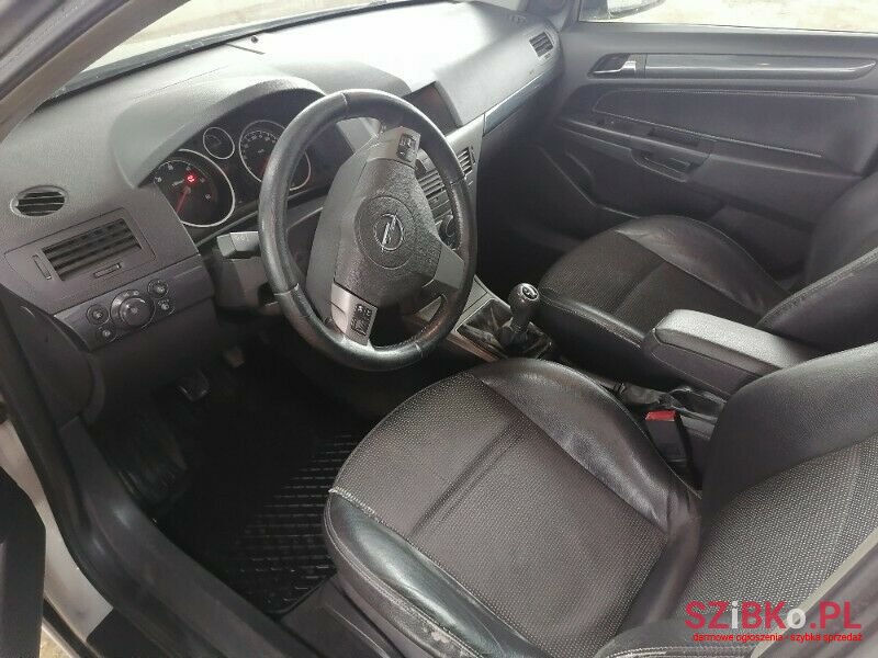 2004' Opel Astra photo #6