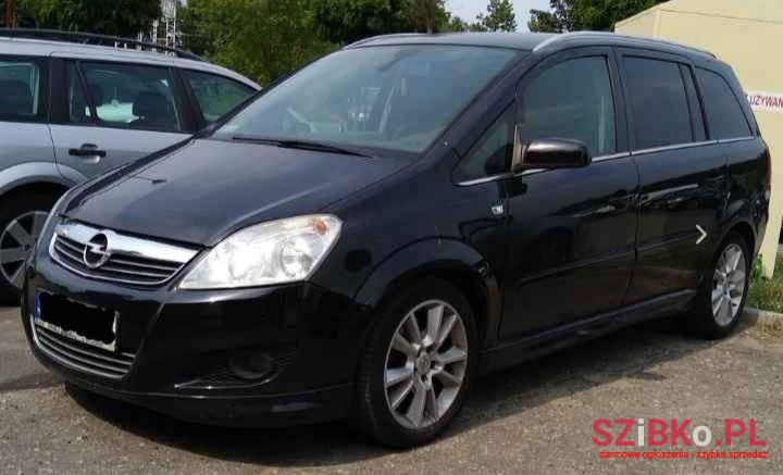 2009' Opel Zafira photo #1
