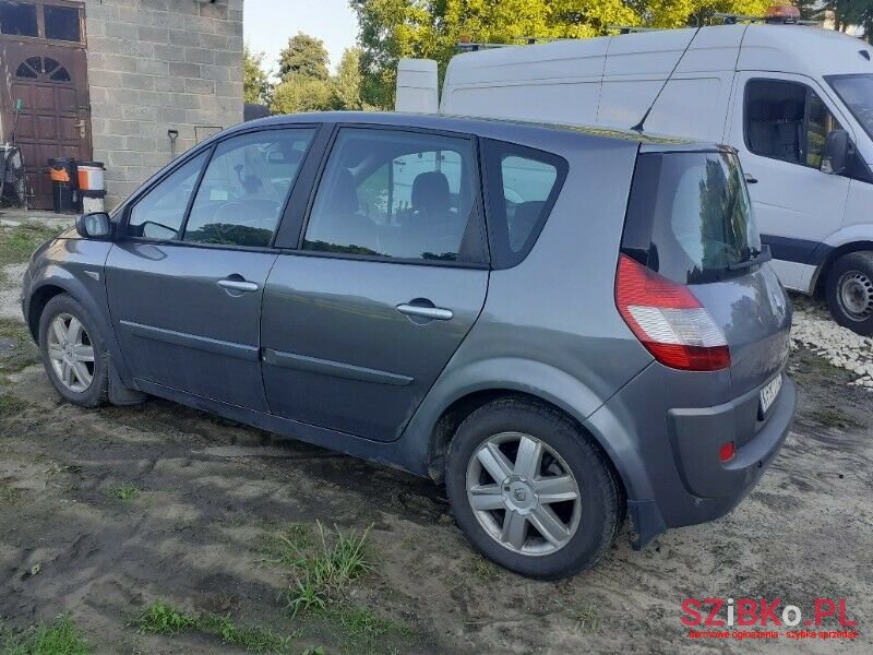 2005' Renault Scenic photo #1