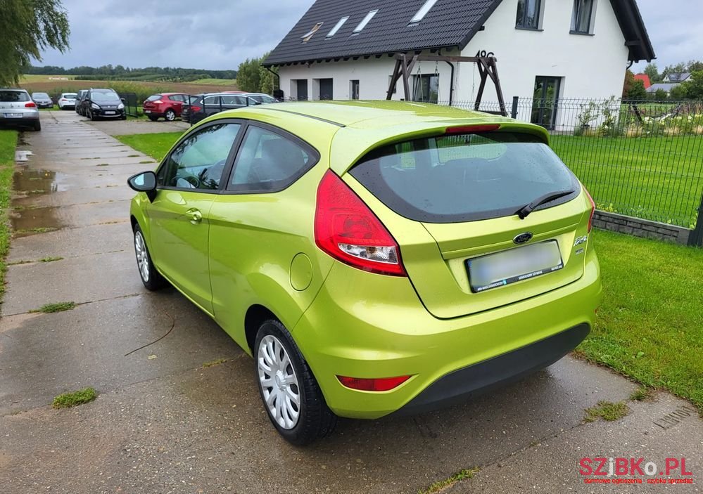 2010' Ford Fiesta 1.25 Trend Edition photo #3
