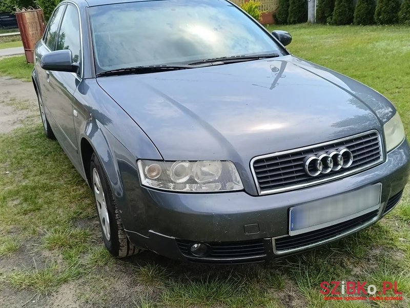 2002' Audi A4 Avant 1.8T photo #1