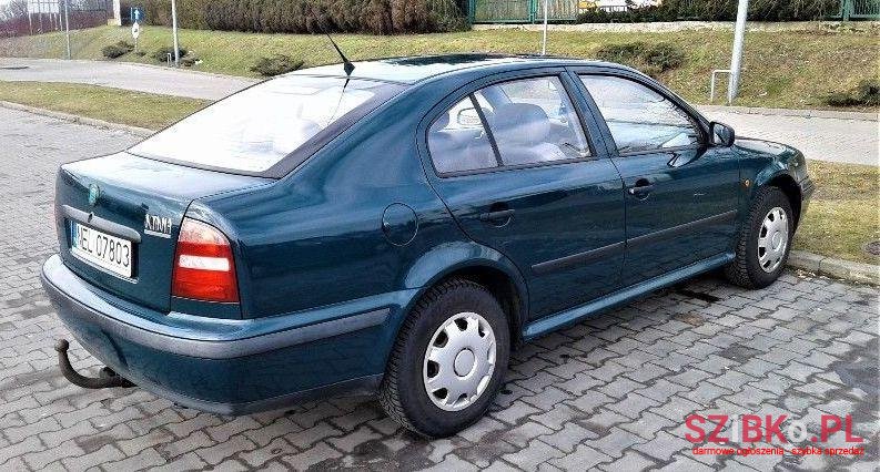 1998' Skoda Octavia photo #1