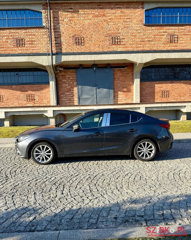 2015' Mazda 3 photo #3