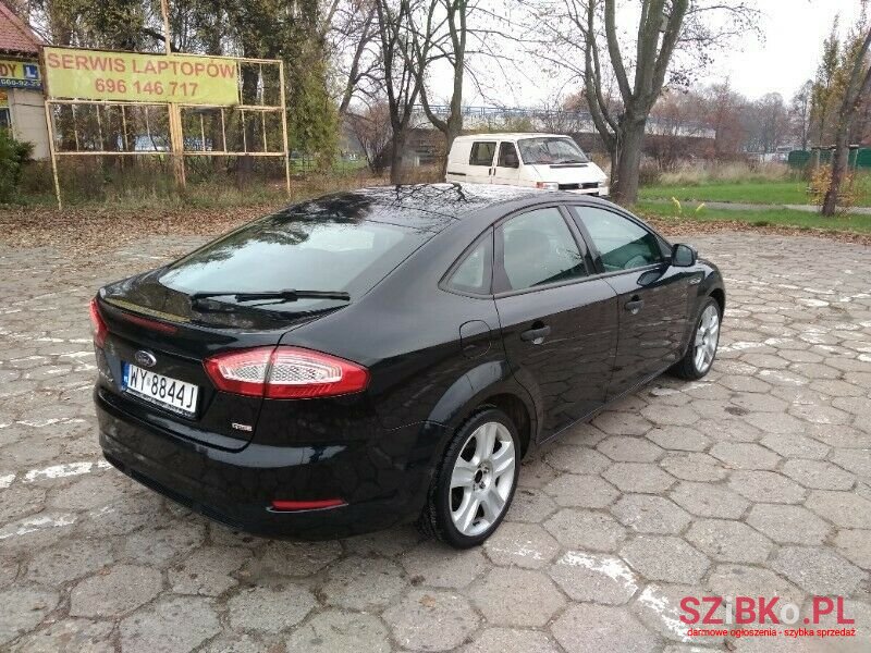 2011' Ford Mondeo photo #6
