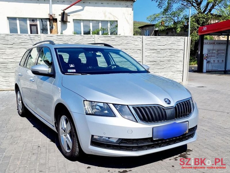 2018' Skoda Octavia photo #3