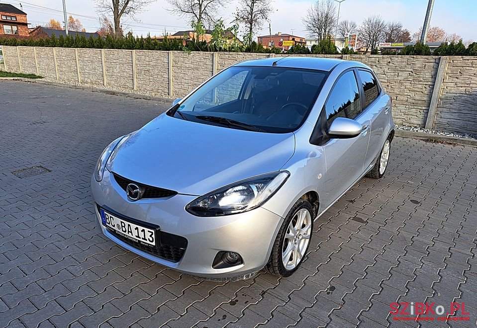 2008' Mazda 2 photo #1