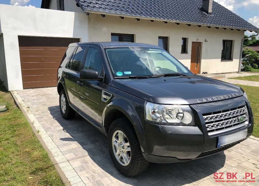 2010' Land Rover Freelander photo #2
