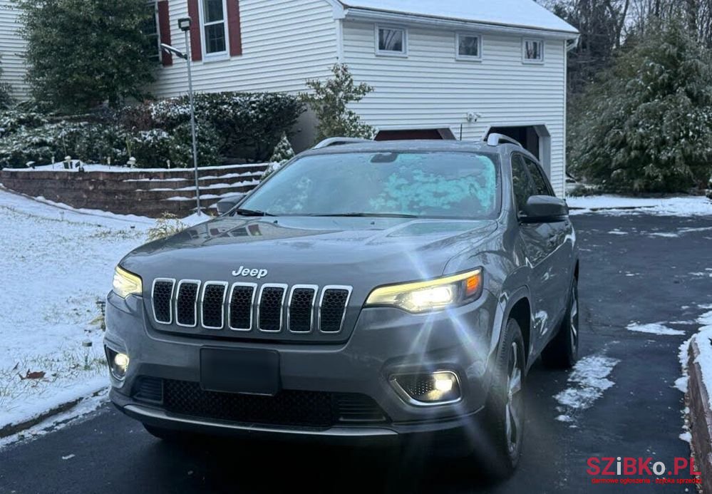 2019' Jeep Cherokee photo #1