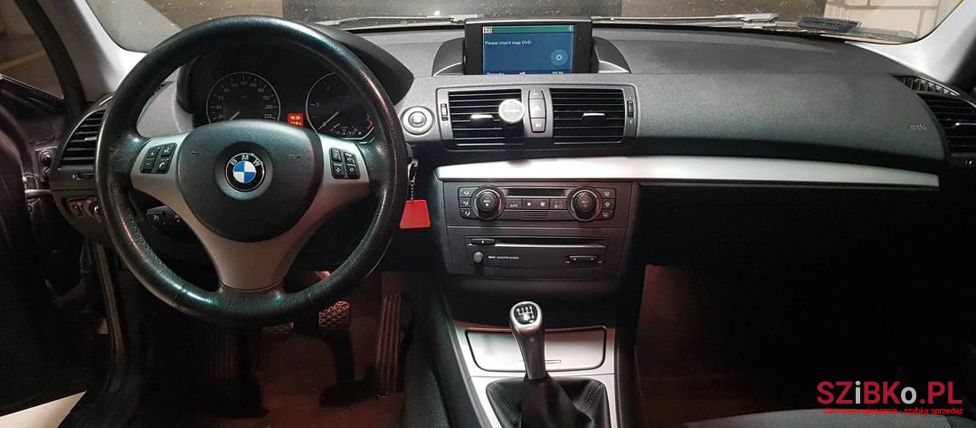 2005' BMW 1 Series photo #4