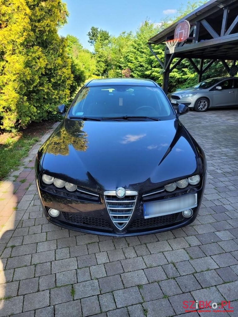 2007' Alfa Romeo 159 photo #3