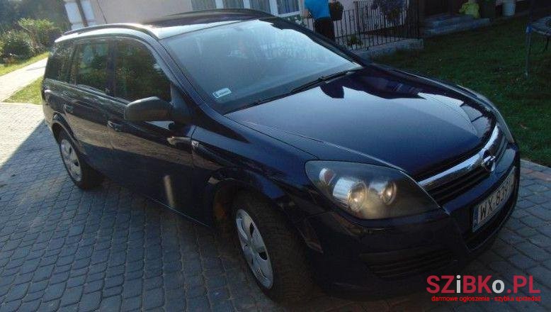 2006' Opel Astra photo #1