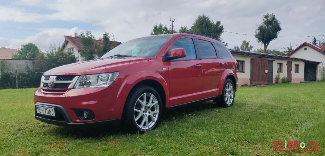 2012' Fiat Freemont photo #6