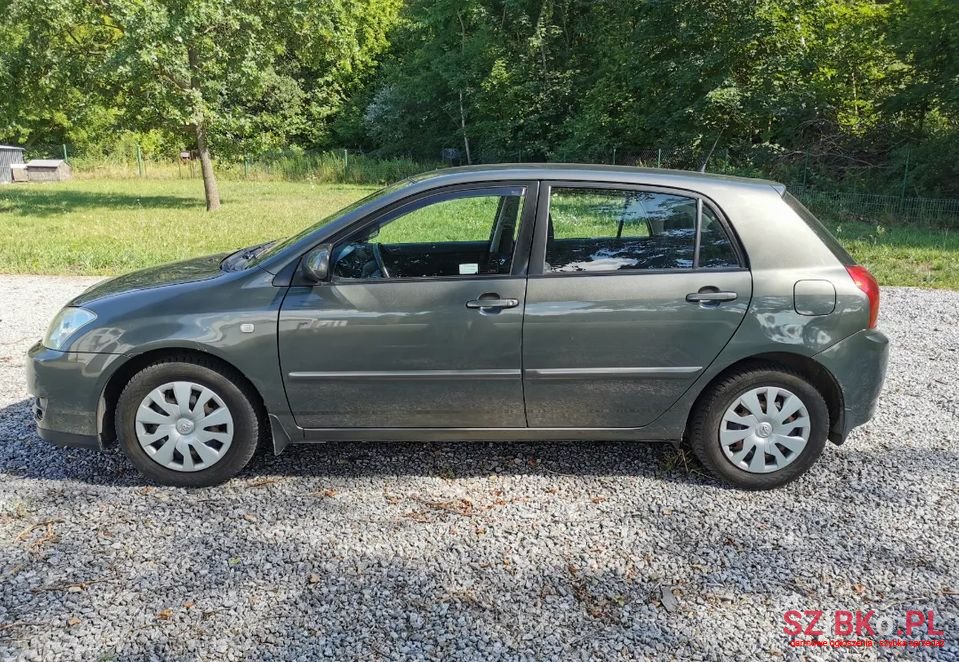 2005' Toyota Corolla photo #6