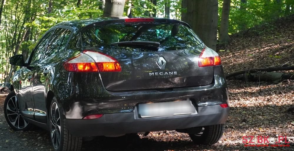 2008' Renault Megane photo #6