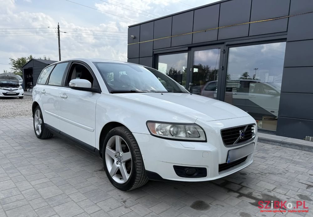 2009' Volvo V50 2.0 photo #4