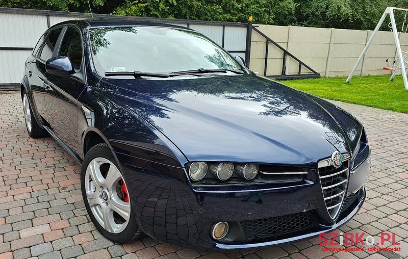2005' Alfa Romeo 159 photo #2